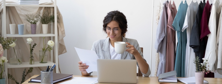 Woman deciding on a type of franchise ownership